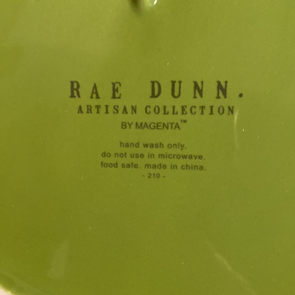 Rae Dunn CHIPS N DIP avocado shaped serving tray - Picture 6 of 6